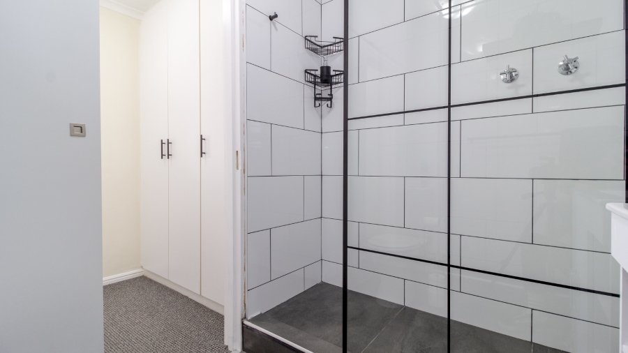 2 Bedroom Property for Sale in Big Bay Western Cape